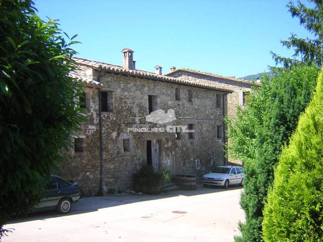 Casa-chalet en Venta en Calle sant pere en Mieres (Girona)