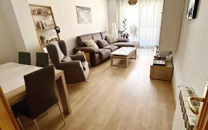 Wohnzimmer von Wohnung zum verkauf in  Albacete Capital mit Klimaanlage und Balkon