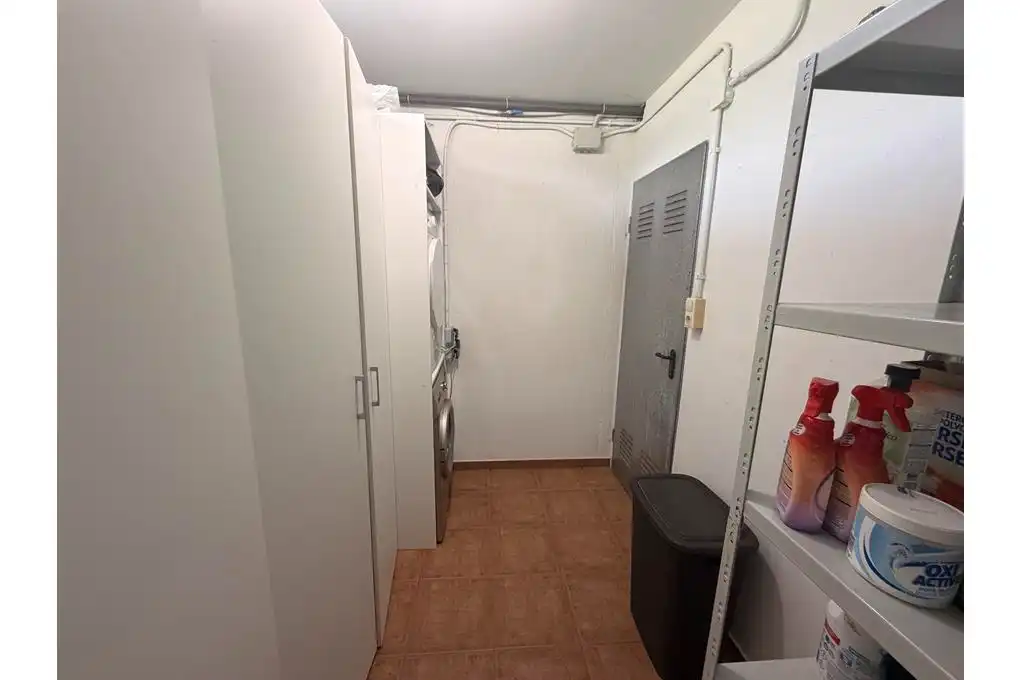 Piso en venta en Teo con Calefacción, Parquet y Trastero