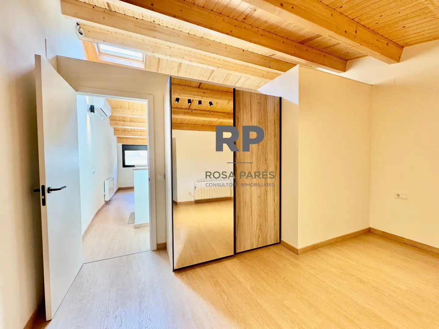 Habitación de Apartamento en venta en Centelles con Aire acondicionado y Calefacción