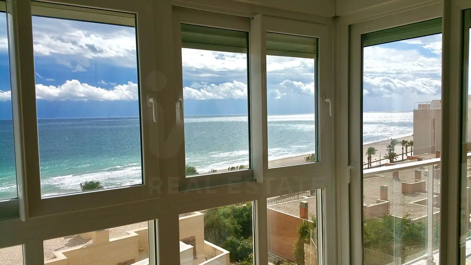 Piso con piscina en venta en Playa Muchavista, imagen 5