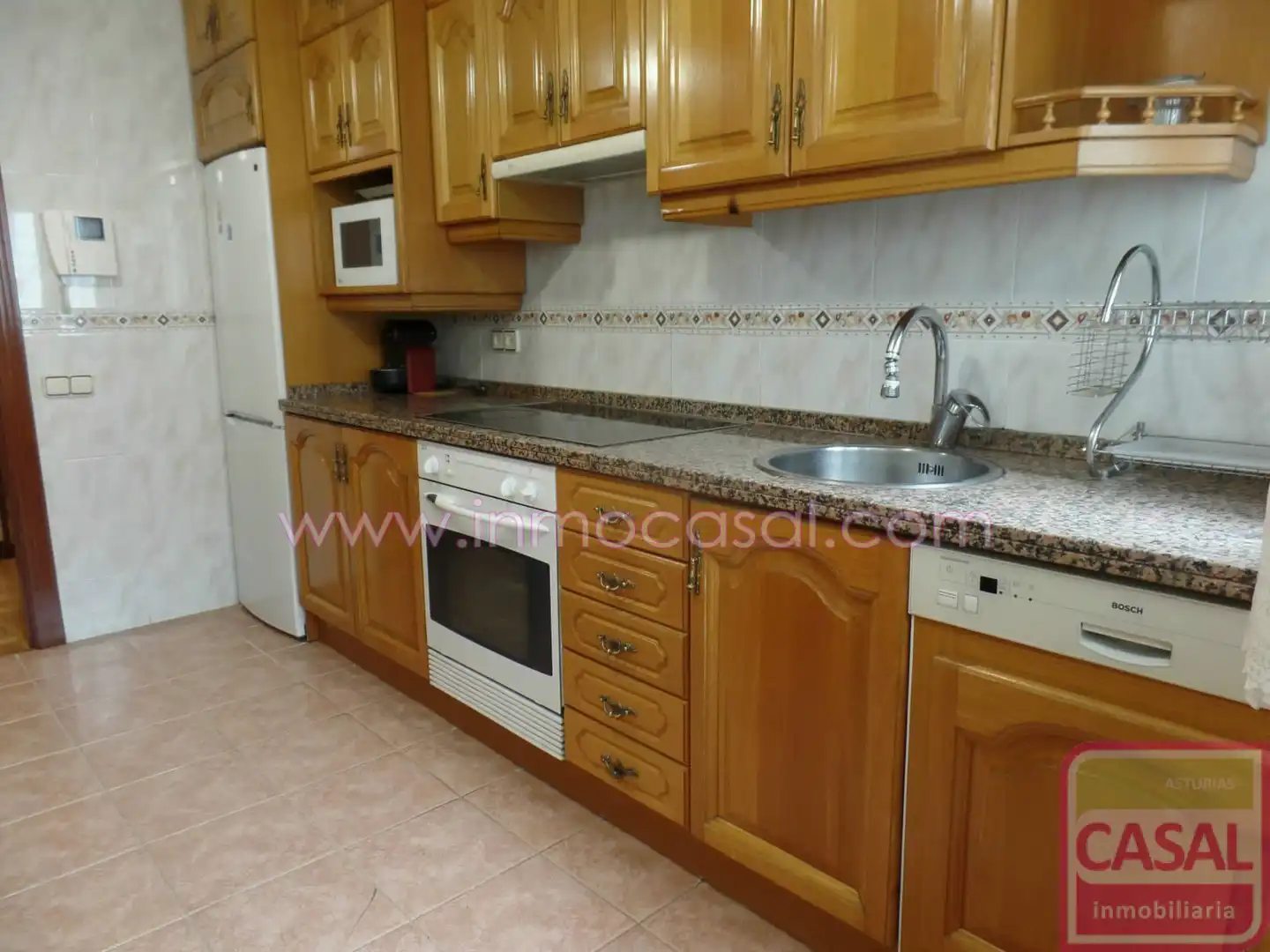 Küche von Wohnung zur Miete in Oviedo  mit Heizung, Terrasse und Möbliert