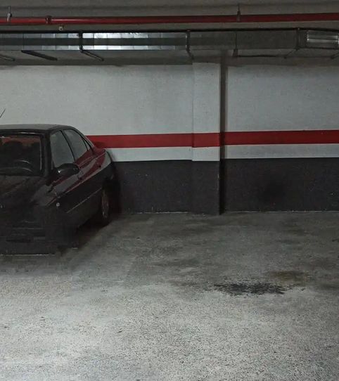 Photo 2 of Garage for rent in Calle Valle Mesoiro 6, 33, Mesoiro, A Coruña Capital