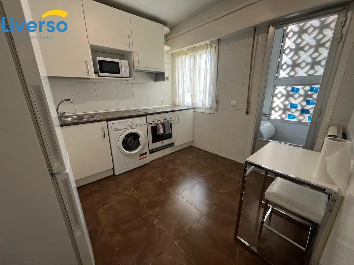 Room in Calle JOSE MARIA DE LA PUENTE, Los Vadillos - R. Sanitaria - Pozanos