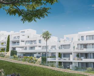 Vista exterior de Apartament en venda en Estepona amb Aire condicionat, Terrassa i Balcó