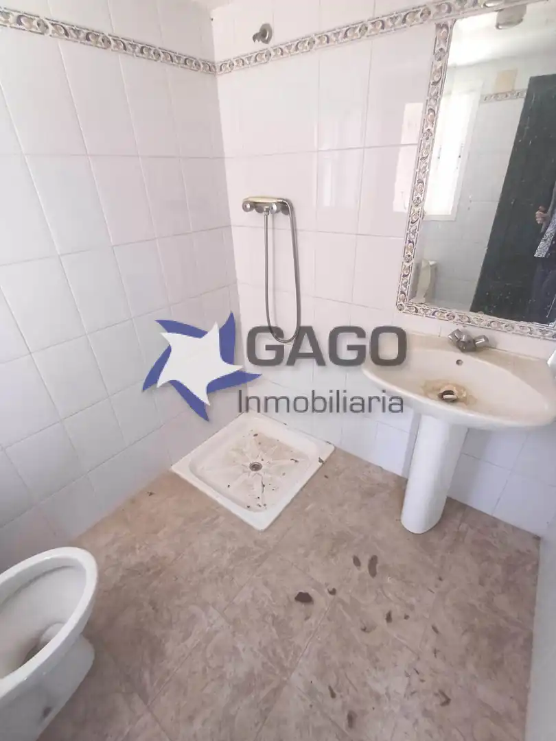 Badezimmer von Haus oder Chalet zum Verkauf in Córdoba mit Schwimmbad
