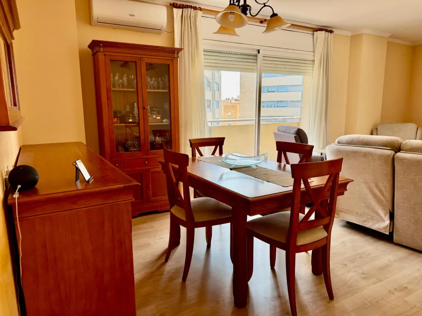 Esszimmer von Wohnung zum Verkauf in Mataró mit Klimaanlage, Heizung und Parkett