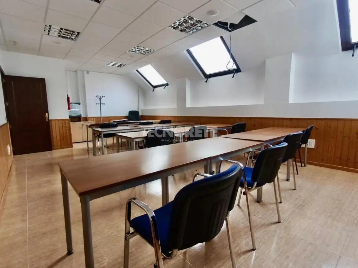 Edificio en venta en Villaluenga de la Sagra