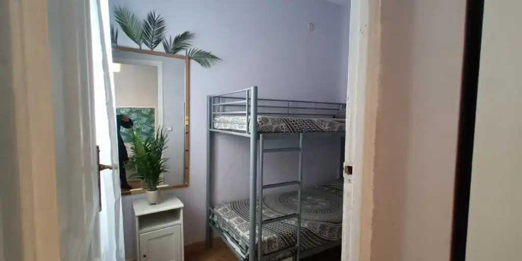 Habitación de Piso en venta en Madrid con Calefacción, Amueblado y Horno