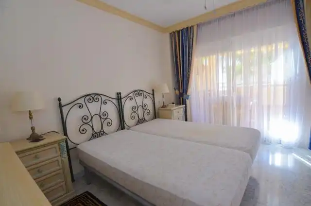 Apartamento con piscina en venta en Calle Calle Torrequebrada, imagen 16