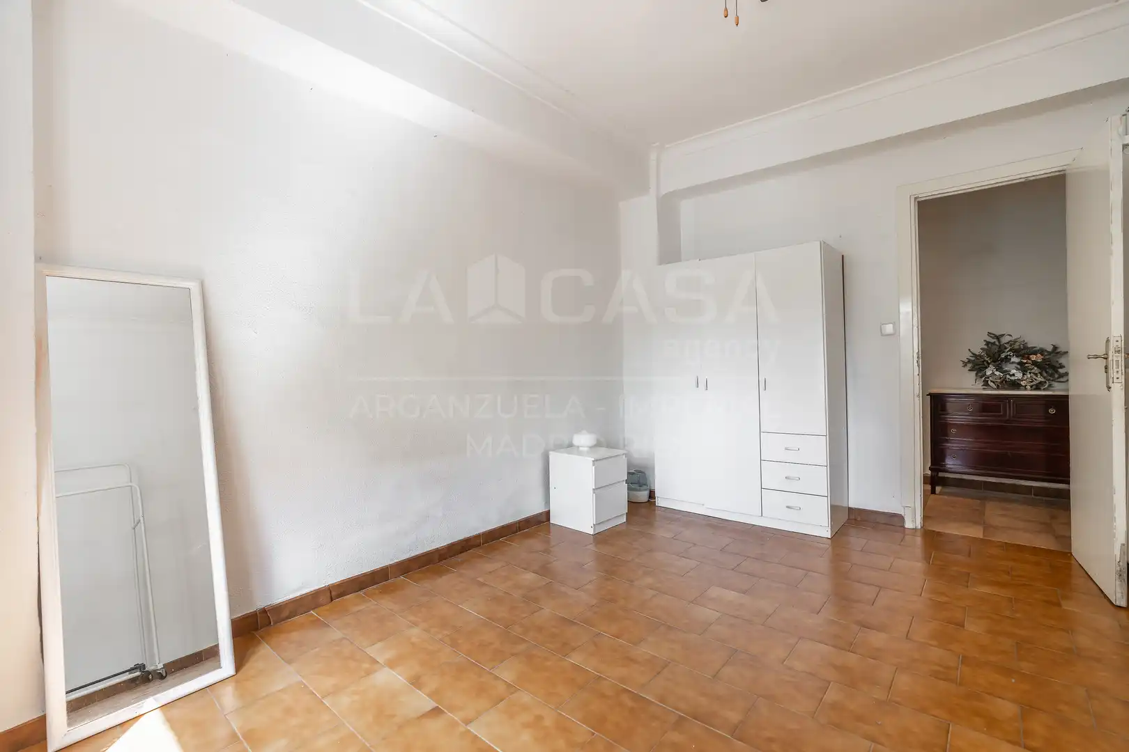 Bedroom of Flat for sale in Madrid  with Heating, Terrace and Storage room