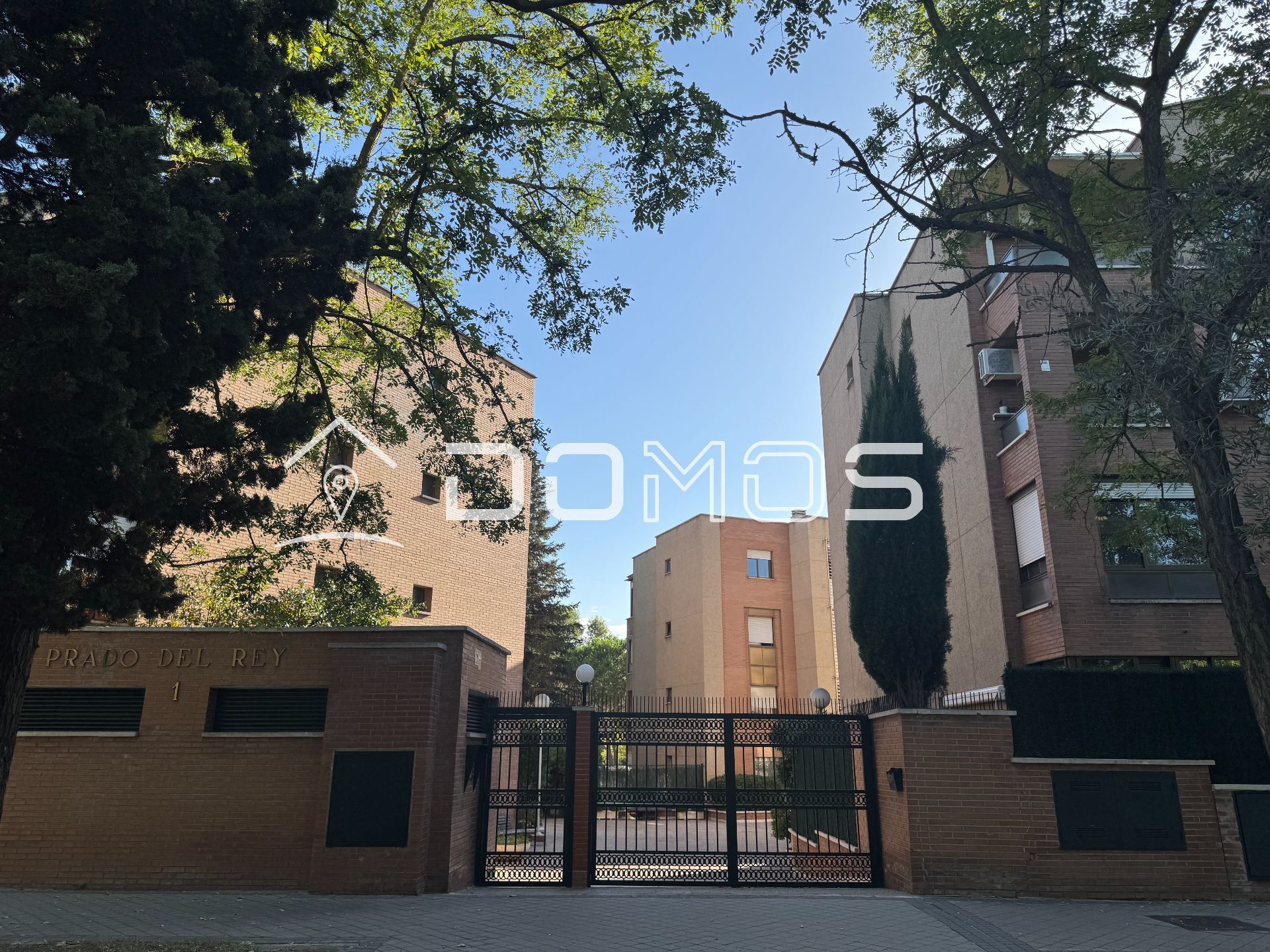 Exterior view of Flat for sale in Pozuelo de Alarcón  with Air Conditioner, Heating and Terrace