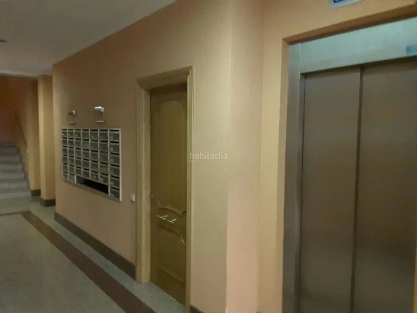 Office space with lift to rent in Gran Vía Juan Carlos I 75, imagen 4