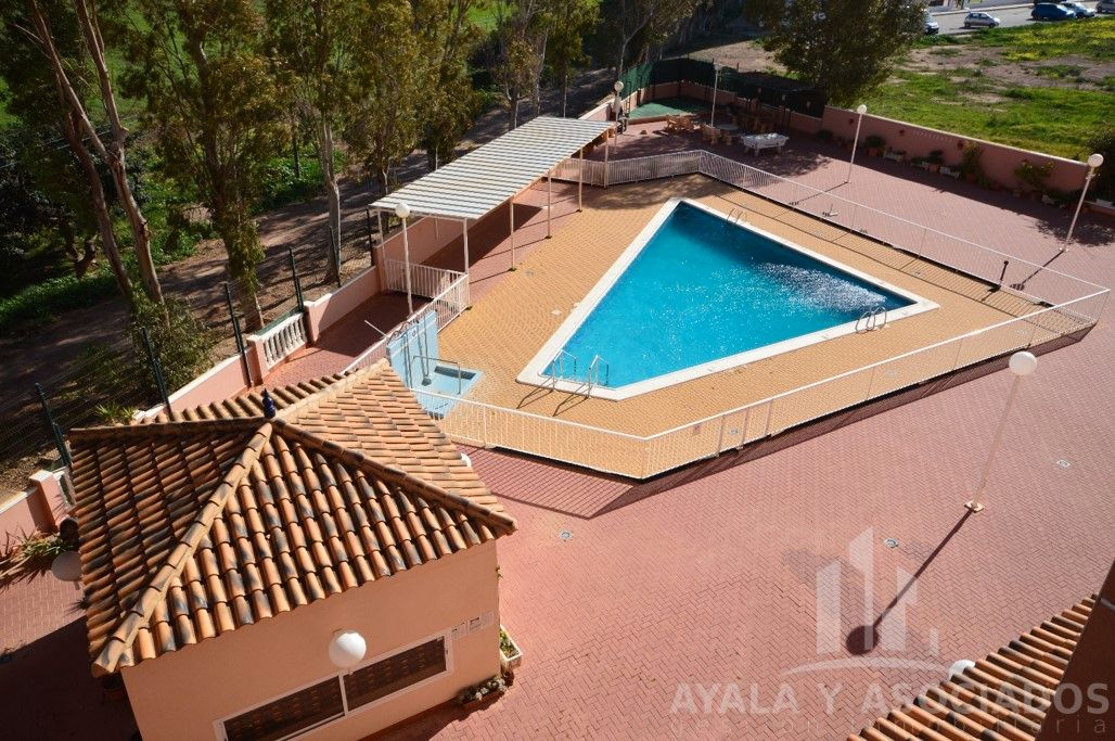 Swimming pool of Flat for sale in Cartagena  with Air Conditioner, Heating and Balcony