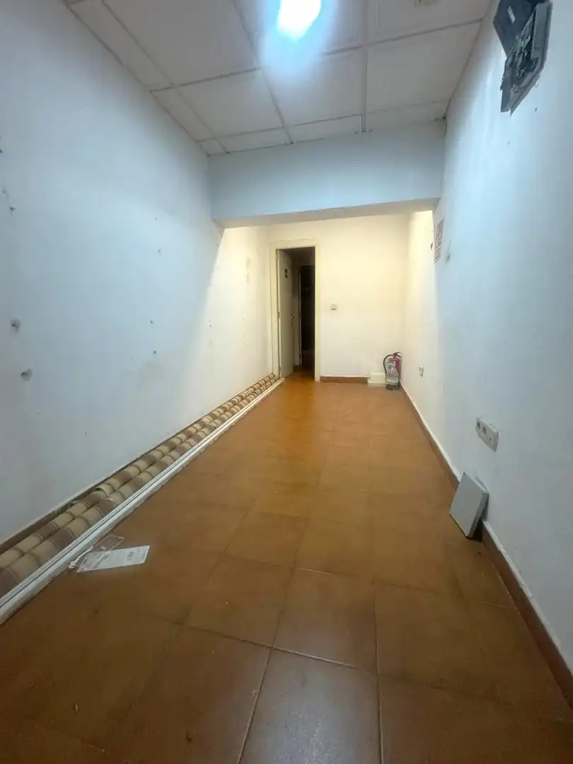Gewerbefläche zum Verkauf in Villanueva de la Torre, imagen 11