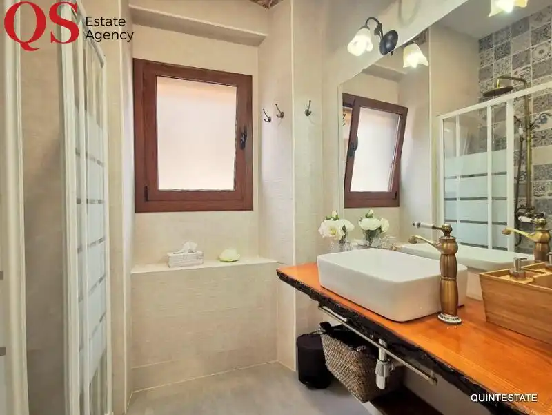 Baño de Piso de alquiler en Blanes con Aire acondicionado, Calefacción y Terraza
