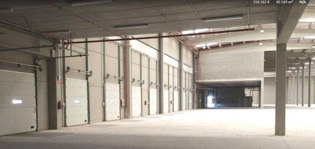 Nave industrial en Alquiler en El Pla de Santa Maria