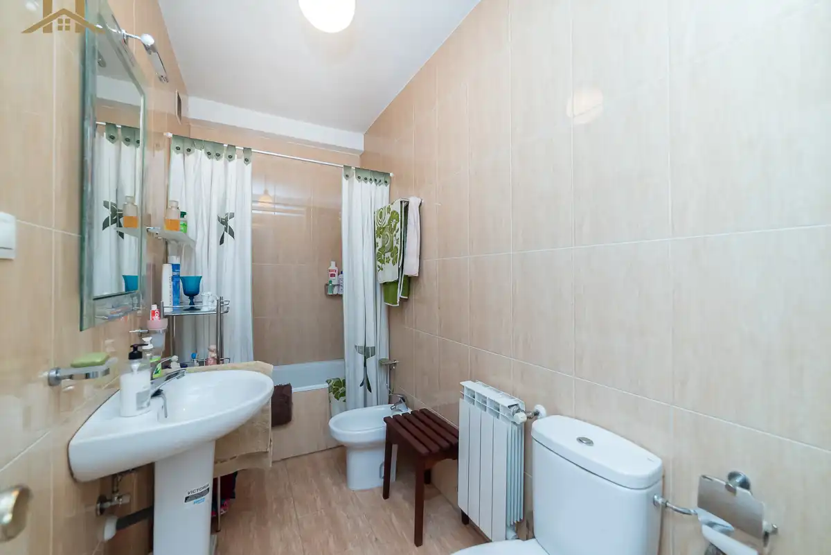 Bathroom of Flat for sale in Collado Villalba  with Heating, Terrace and Community pool