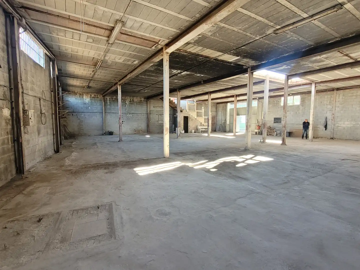 Nave industrial en venta en Maracena