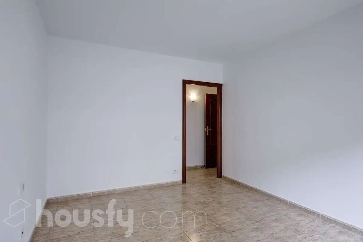 Habitación de Piso en venta en Pineda de Mar con Aire acondicionado, Terraza y Balcón