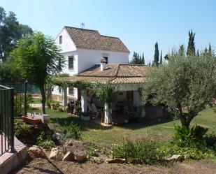 Jardí de Casa o xalet en venda en Paterna amb Aire condicionat, Terrassa i Piscina