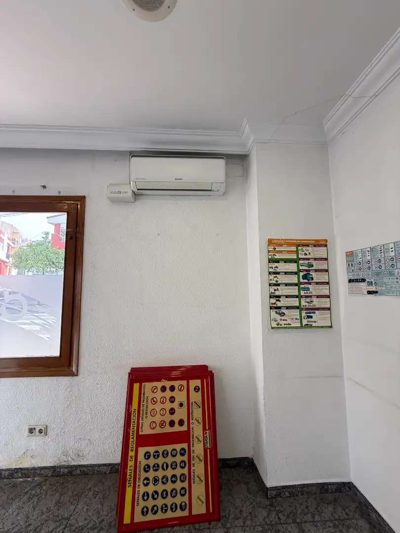 Local de alquiler en Pedreguer con Aire acondicionado y Alarma