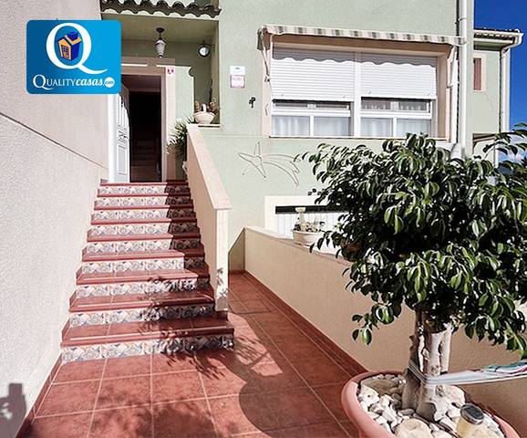 Casa adosada en Venta en Jijona / Xixona