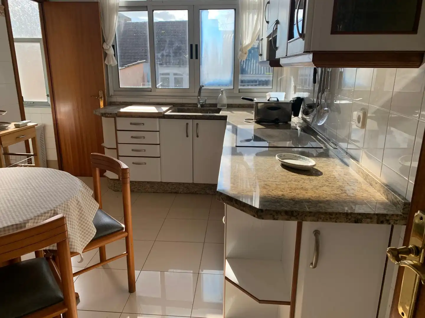 Wohnung zur Miete in Rúa Carlos III, Esteiro