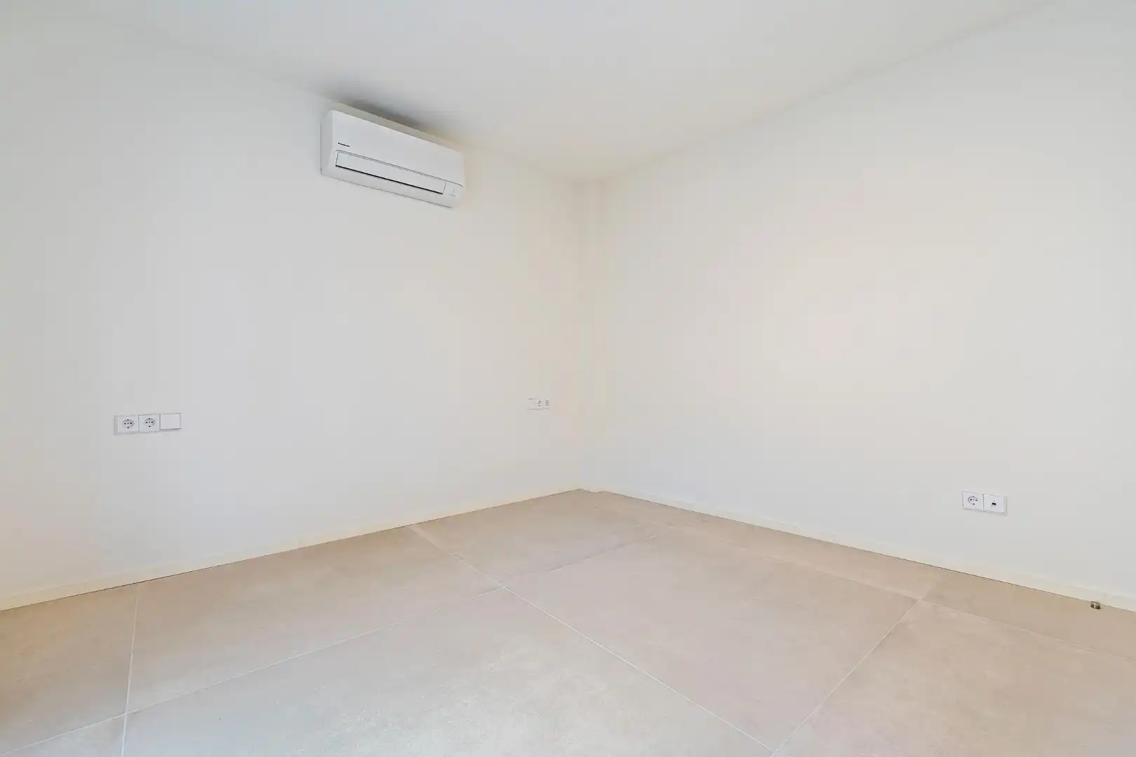 Piso en venta en Tarragona con Trastero, Amueblado y Alarma