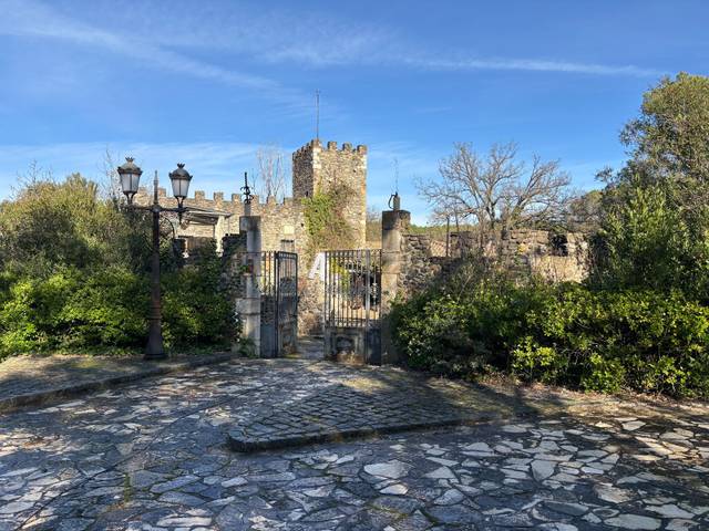 Finca rústica en Venta en La Pera