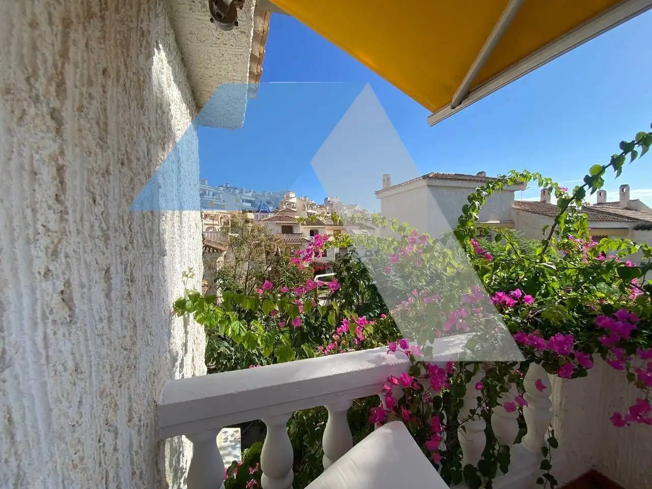 Terrasse von Haus oder Chalet zum Verkauf in Santa Pola mit Klimaanlage, Heizung und Privatgarten
