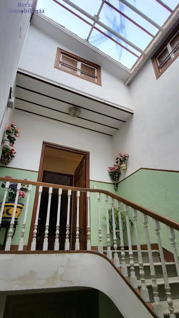 Flat for sale in  Logroño  with Terrace and Storage room