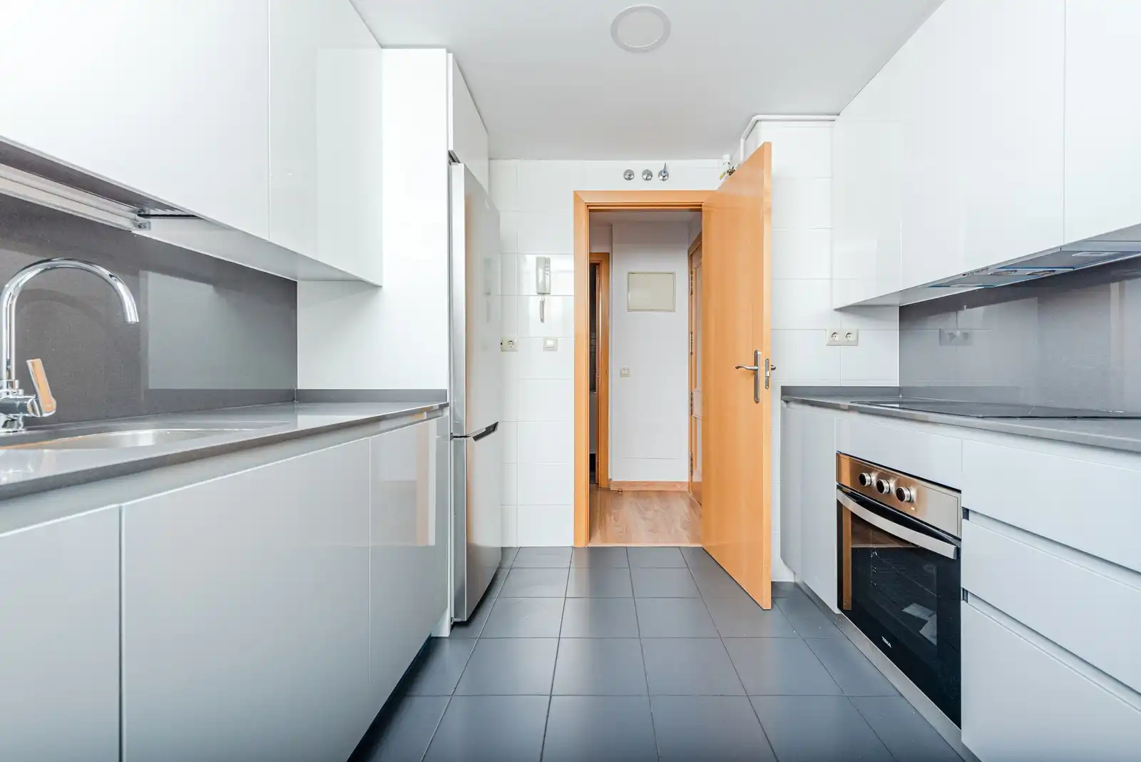 Flat with terrace for sale in Barajas, imagen 9