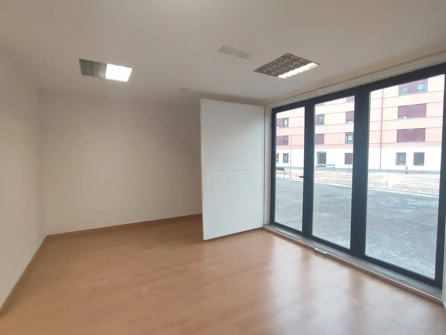 Gewerbefläche zur Miete in Avenida de Lope de Vega 31, imagen 9