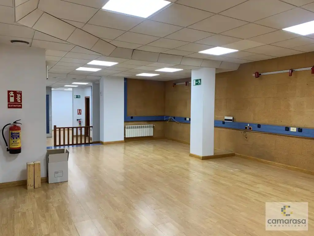 Oficina en venta en Ávila