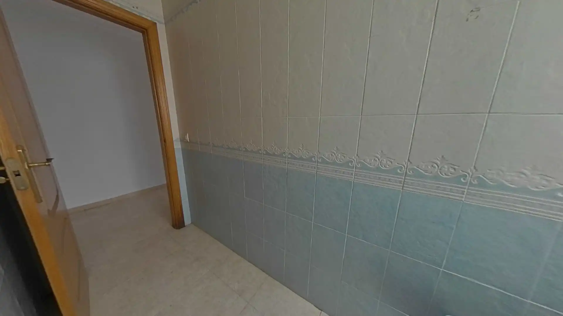 Piso en venta en Valdepeñas con Calefacción y Balcón