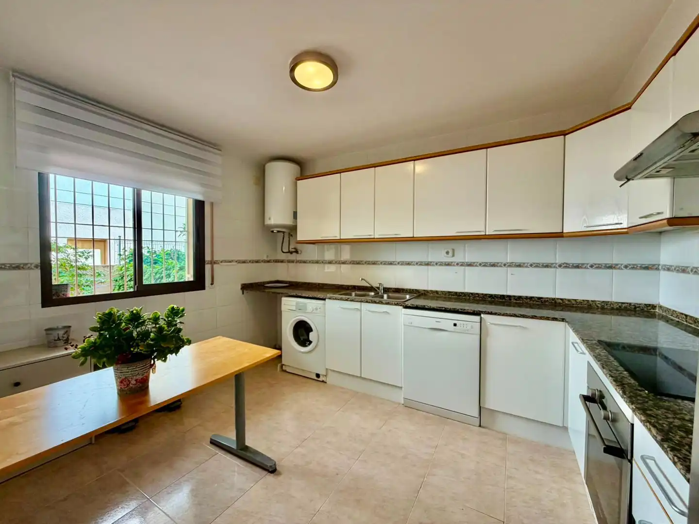 Küche von Maisonette zum Verkauf in Torredembarra mit Heizung, Privatgarten und Terrasse
