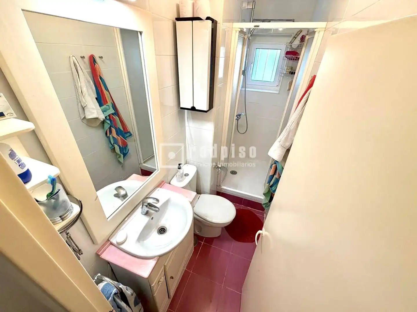 Baño de Piso de alquiler en Madrid con Calefacción, Parquet y Terraza