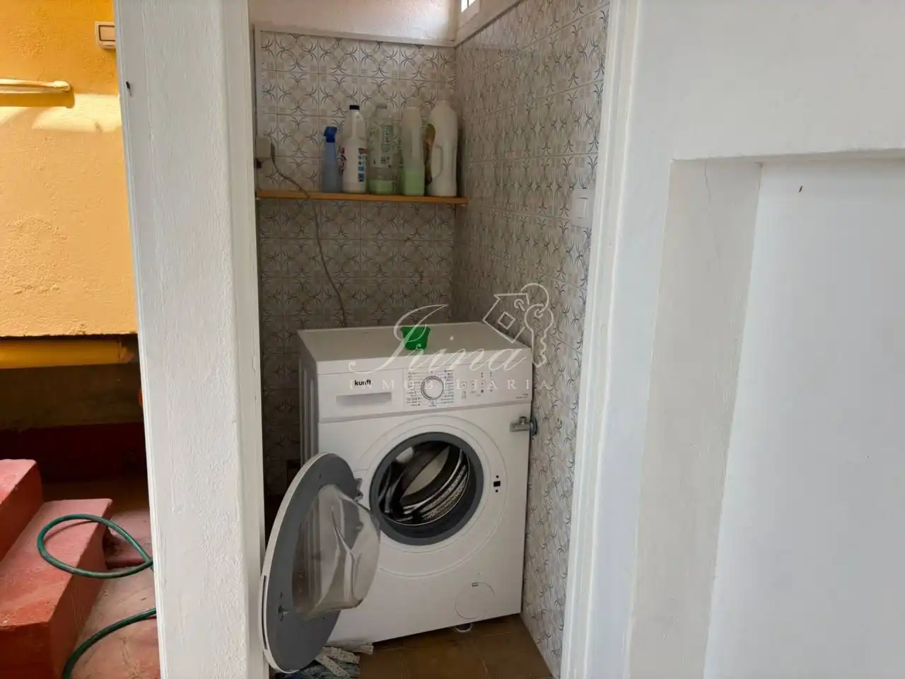 Cuina de Casa adosada en venda en Tazacorte amb Terrassa