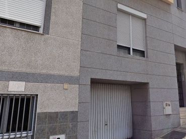 Aparcament amb ascensor en venda a ANA BENITEZ