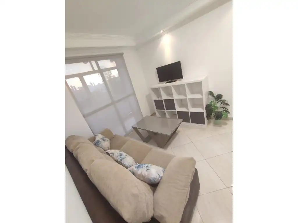 Sala d'estar de Pis en venda en Dos Hermanas