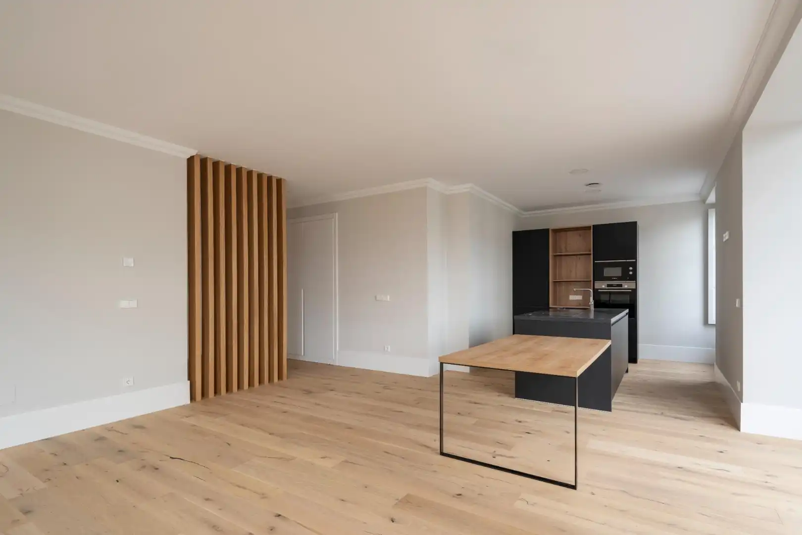 Sala d'estar de Pis en venda en A Coruña Capital  amb Parquet i Balcó