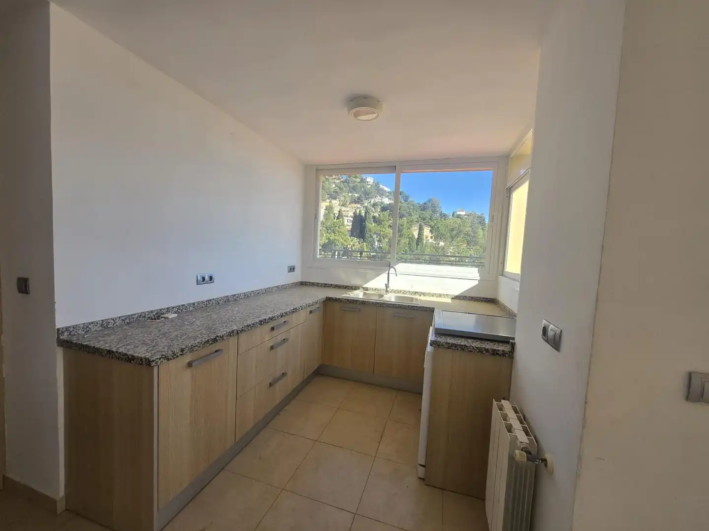 Kitchen of Flat for sale in Málaga  with Heating, Terrace and Storage room