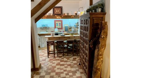 CASA CON ENCANTO EN ONIL
