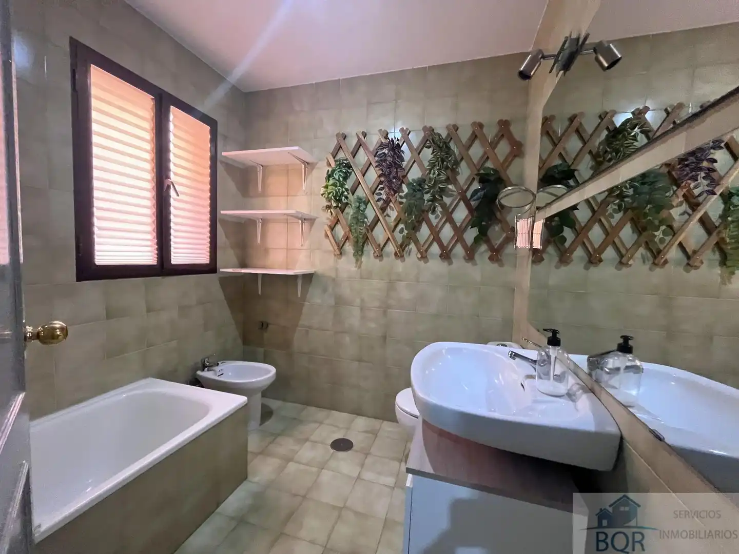 Baño de Piso de alquiler en Jerez de la Frontera con Aire acondicionado, Terraza y Amueblado