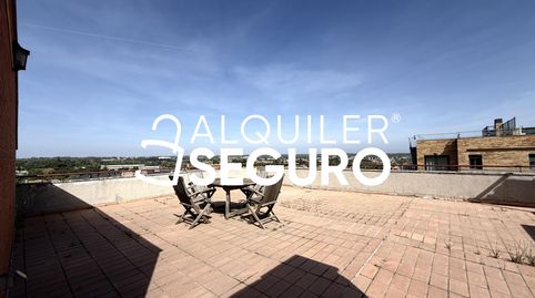 Foto 3 de Ático de alquiler en San Juan de la Cruz, Pueblo, Pozuelo de Alarcón