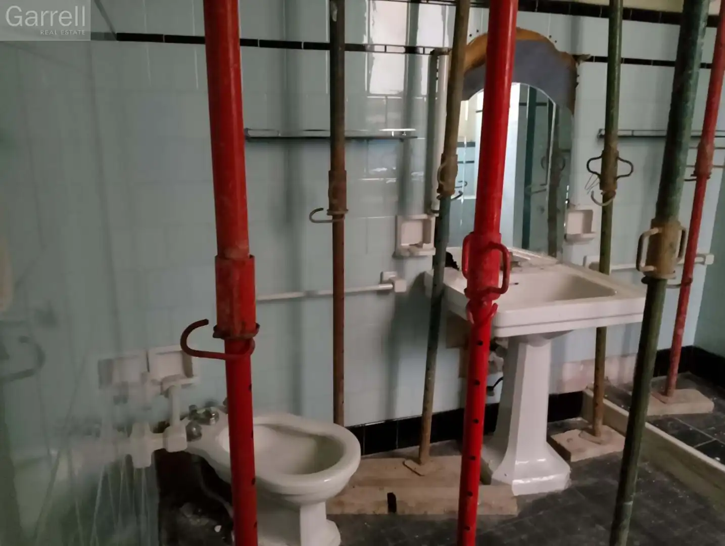 Bathroom of Flat for sale in Valls  with Terrace
