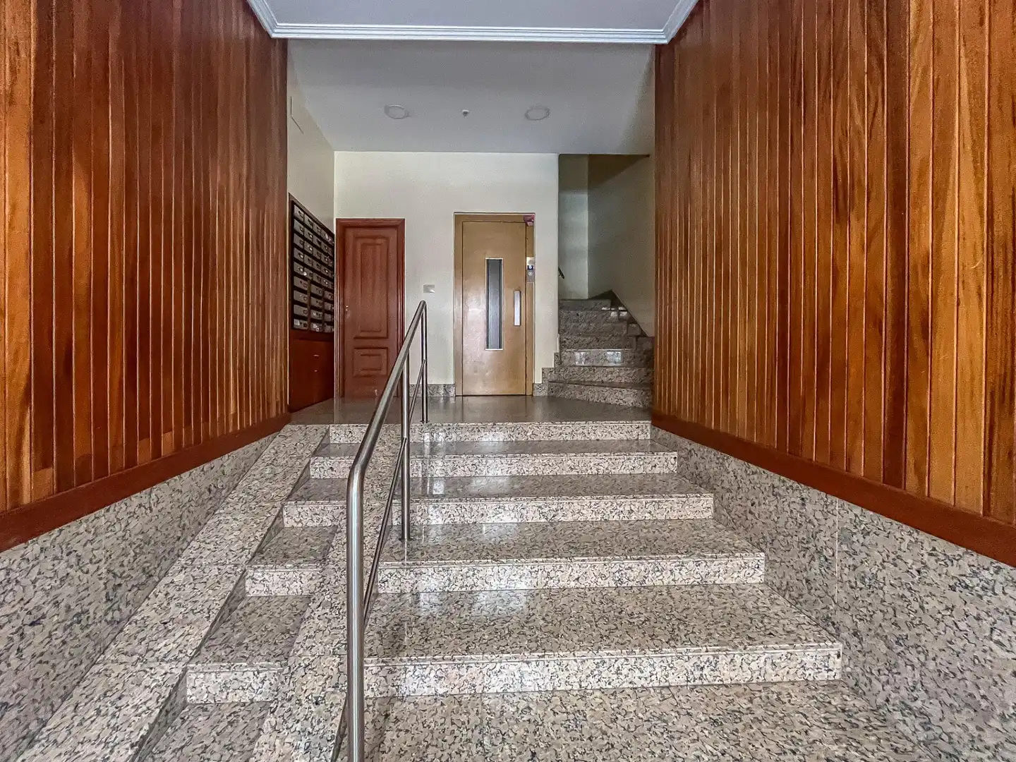 Apartamento de alquiler en Calle ROSALIA CASTRO, 13, Ensanche