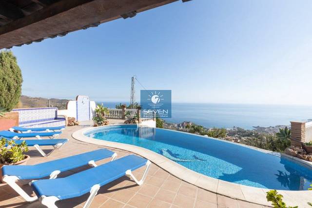 Casa-chalet en Venta en Loma del Gato en Torrecuevas - Lomas del Gato