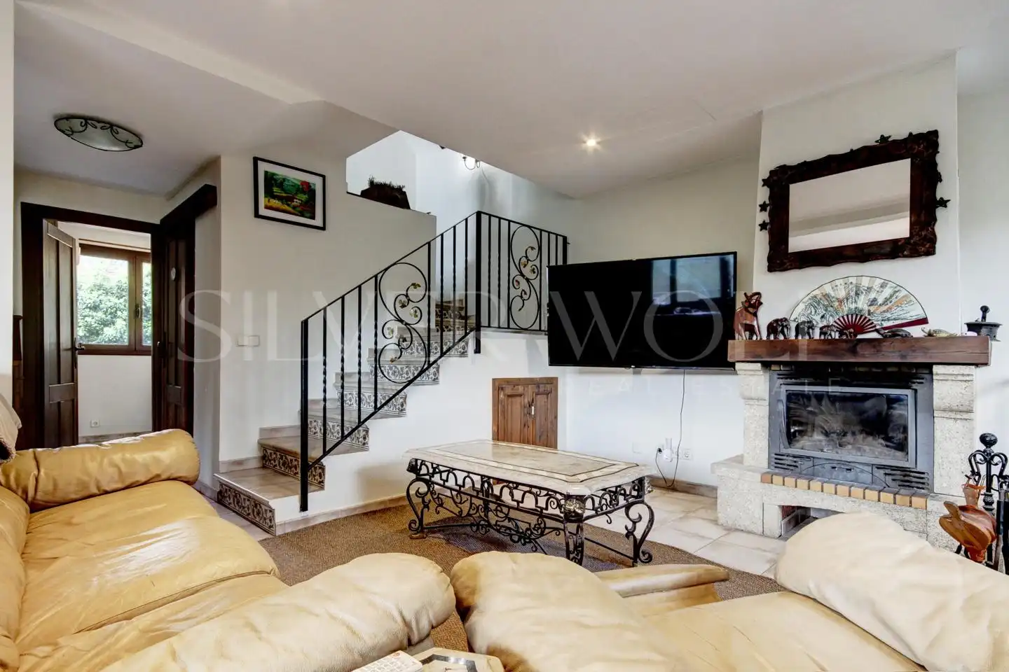 Sala de estar de Casa o chalet en venta en Vallirana con Aire acondicionado, Calefacción y Jardín privado